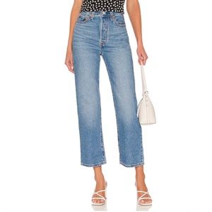 Levi’s ribcage straight ankle in at the ready